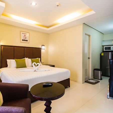 Jmm Apartment Suites Manila Exteriör bild