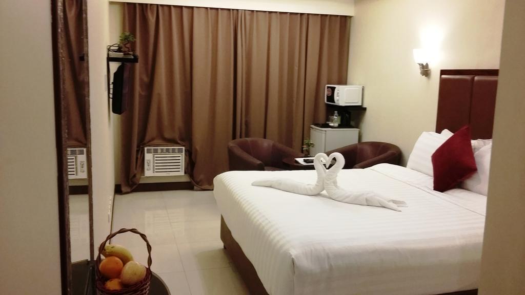 Jmm Apartment Suites Manila Exteriör bild