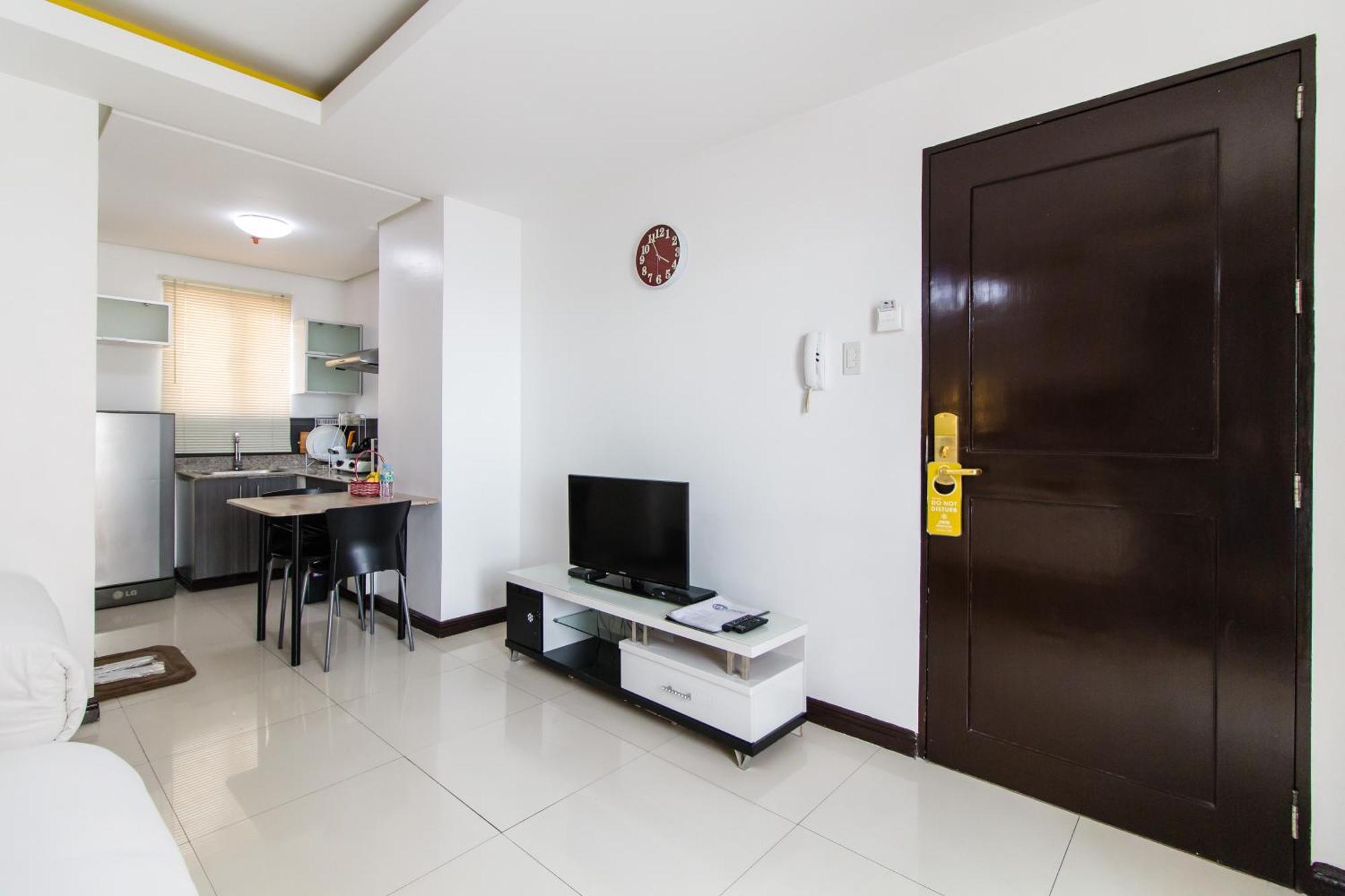 Jmm Apartment Suites Manila Exteriör bild